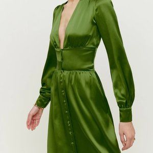 🍸REFORMATION Nicola Dress in green silk